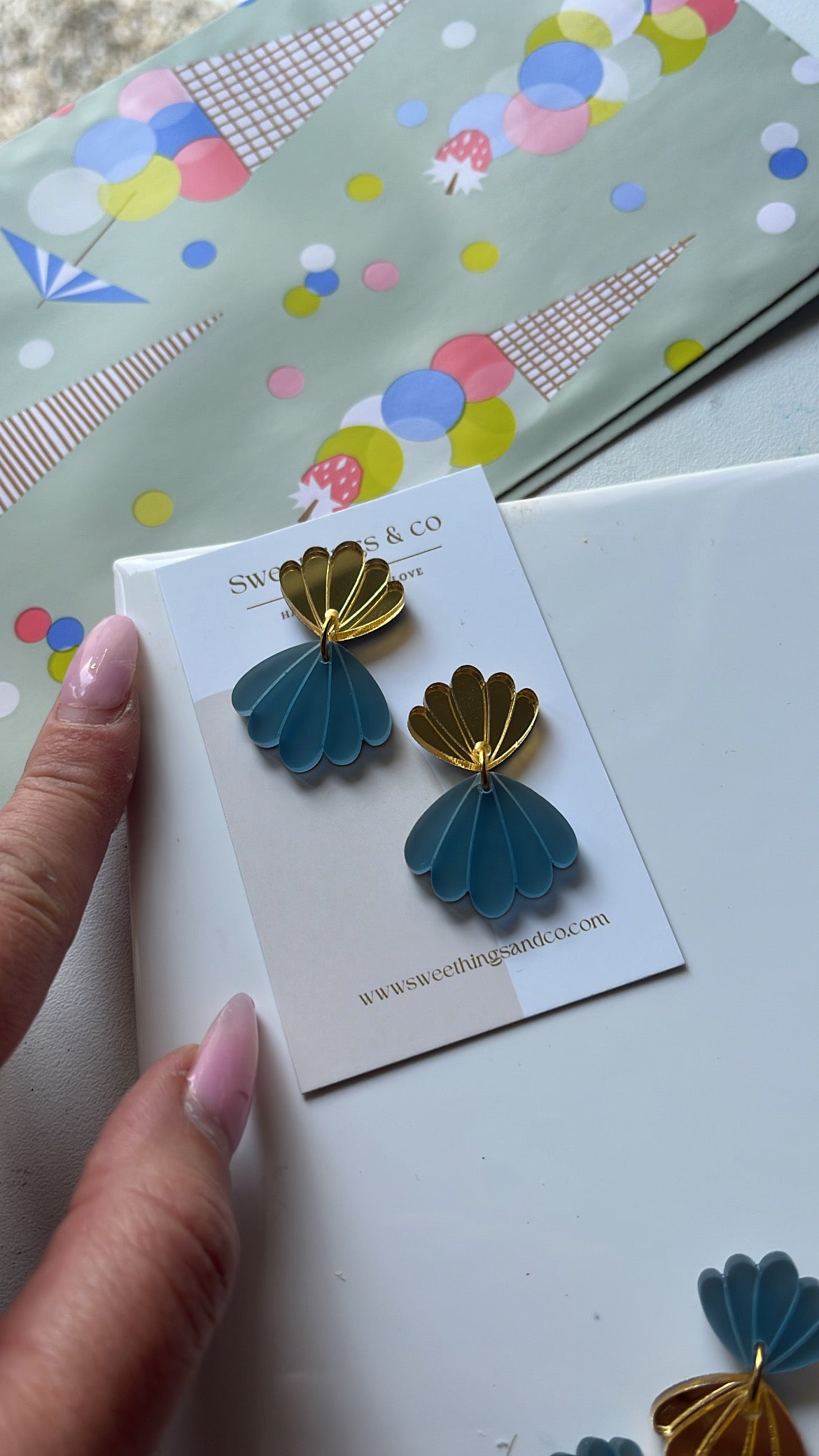Boucles d’oreilles COQUILLAGES / Couleur au choix
