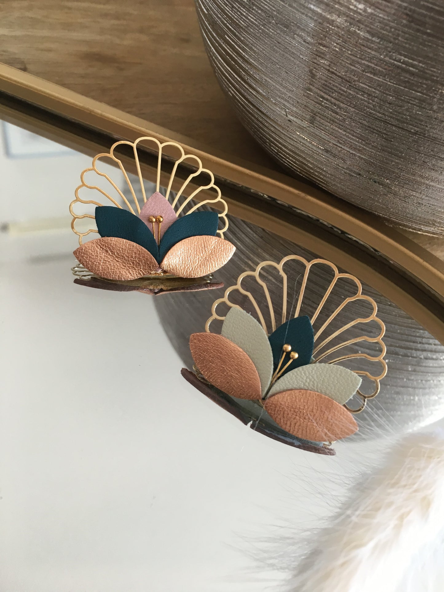 Broche poétique Paon