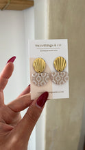 Charger l&#39;image dans la galerie, Boucles d’oreilles Coquillage
