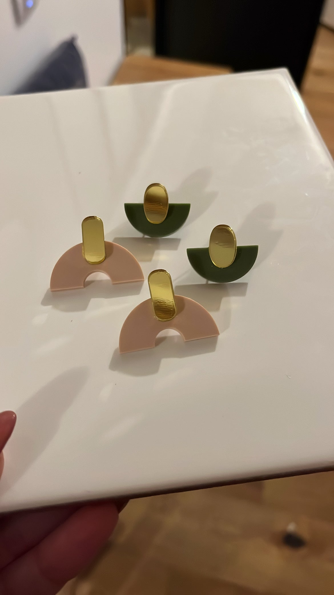 Boucles d’oreilles minimalistes