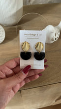 Charger l&#39;image dans la galerie, Boucles d’oreilles Coquillage