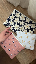 Charger l&#39;image dans la galerie, Moyenne Pochette matelassée