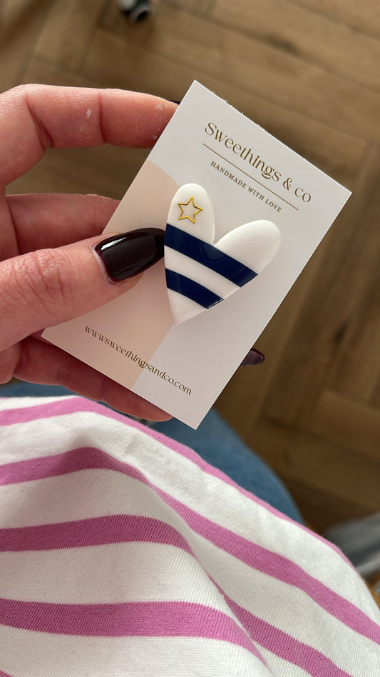 Broche poétique coeur