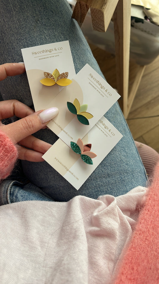 Broche lotus