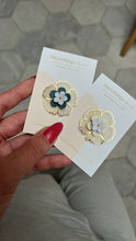 Charger l&#39;image dans la galerie, Broche poétique florale