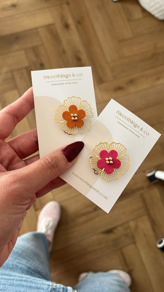 Broche poétique florale