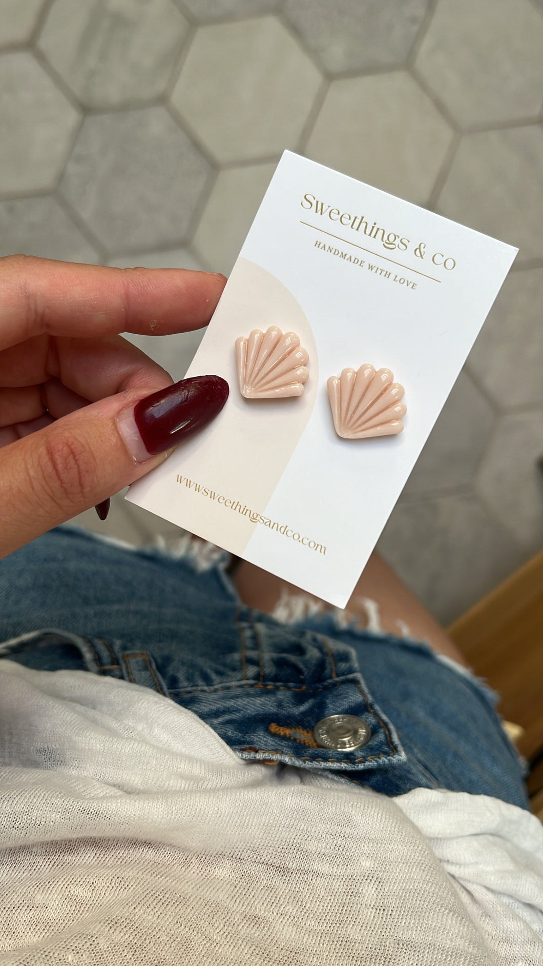 Puces d'oreilles coquillage