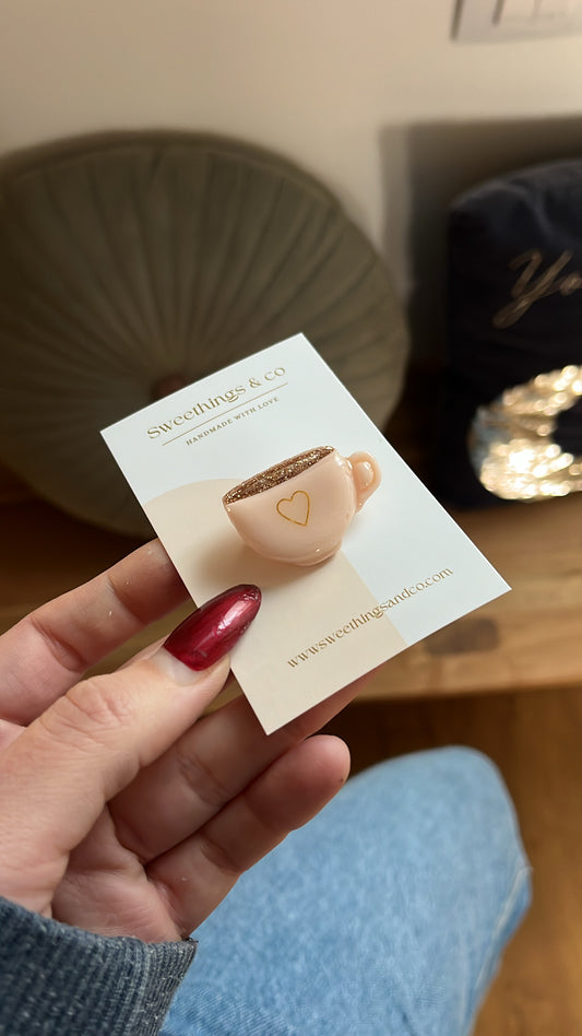 Broche Tasse