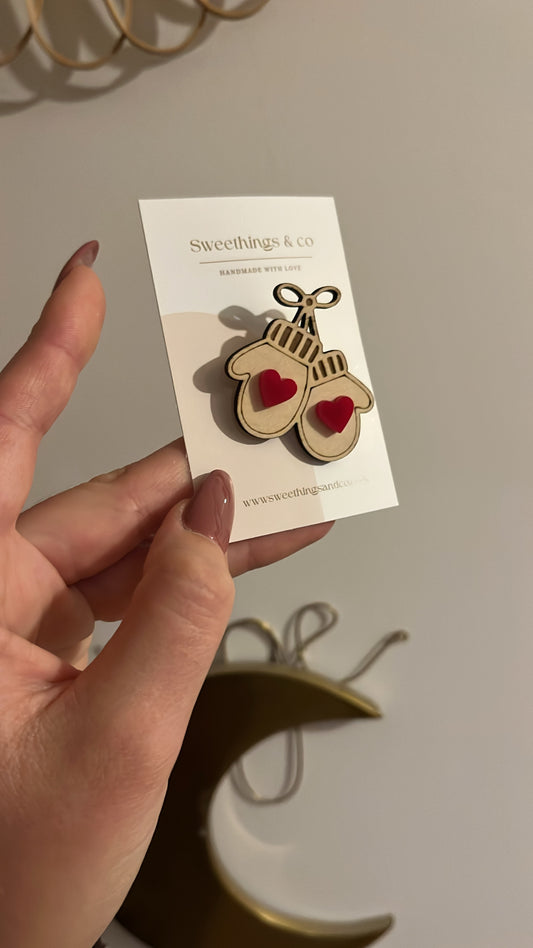 Broche poétique moufle de Noël