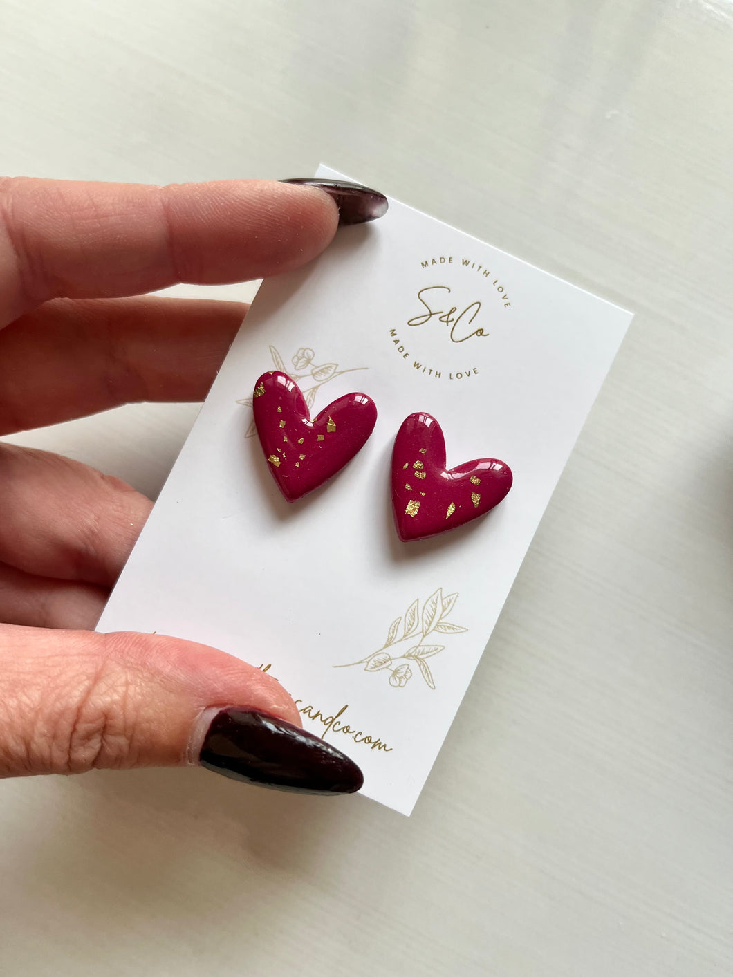 Puces d'oreilles coeur