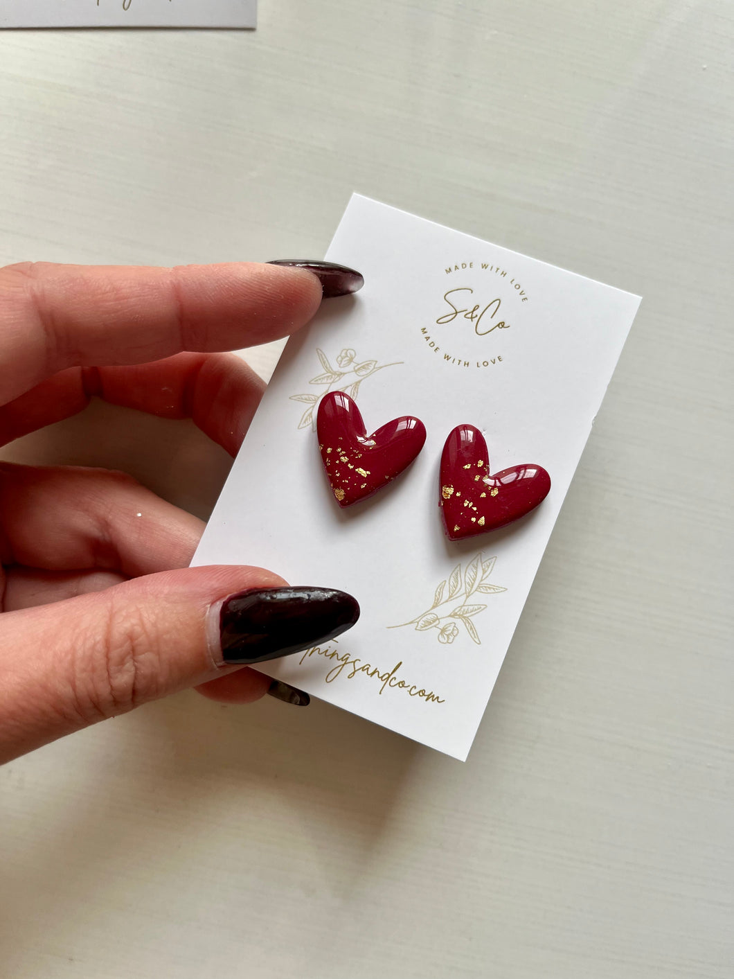 Puces d'oreilles coeur