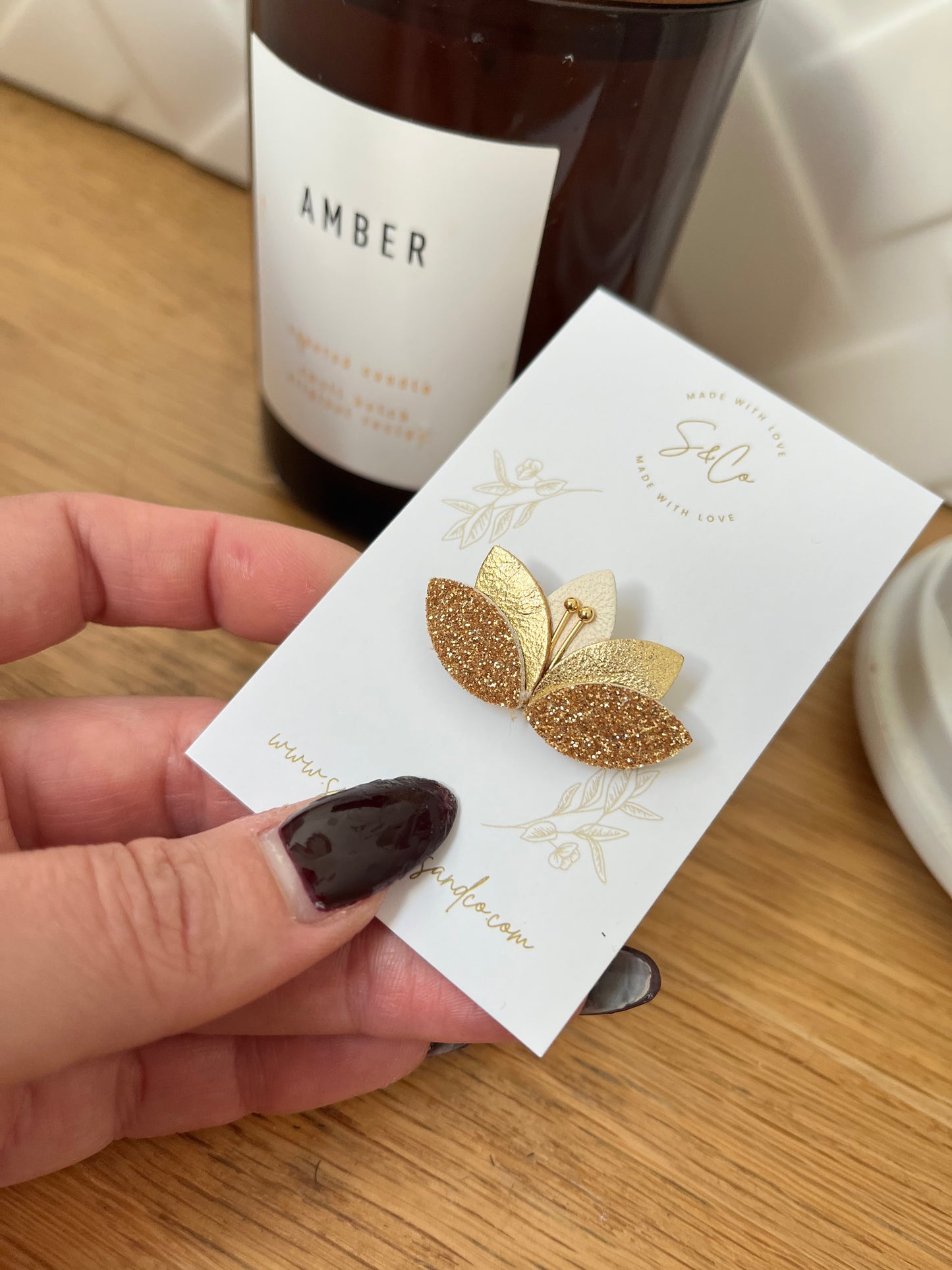 Broche poétique florale