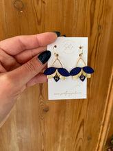 Charger l&#39;image dans la galerie, Boucles d&#39;oreilles Capucine