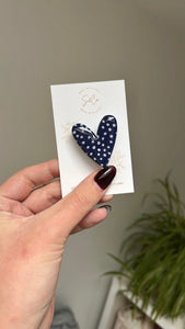 Broche poétique coeur