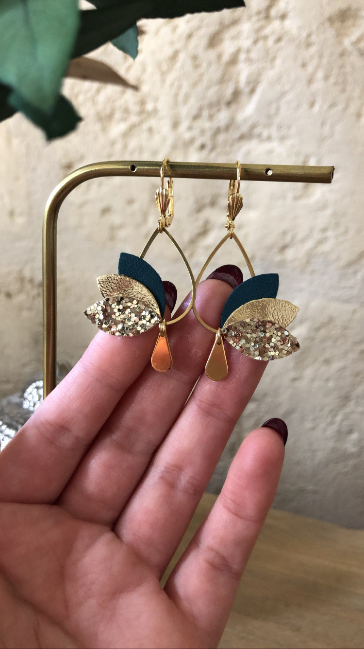 Boucles d'oreilles ISIS