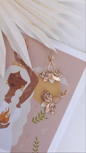 Charger l&#39;image dans la galerie, Boucles d&#39;oreilles ESMEE // Rose Gold