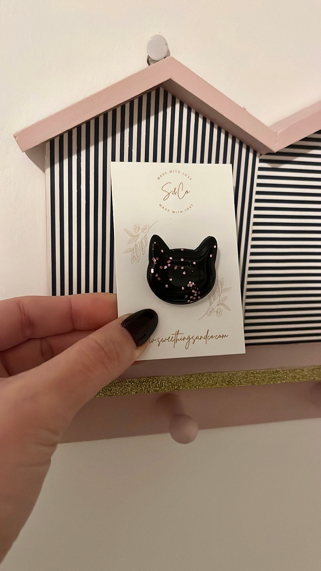 Broche poétique chat