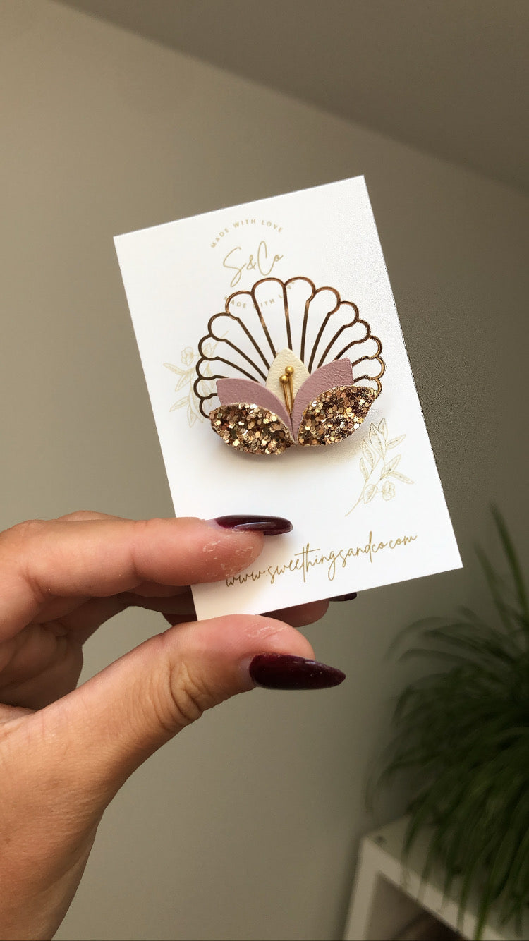 Broche poétique Paon
