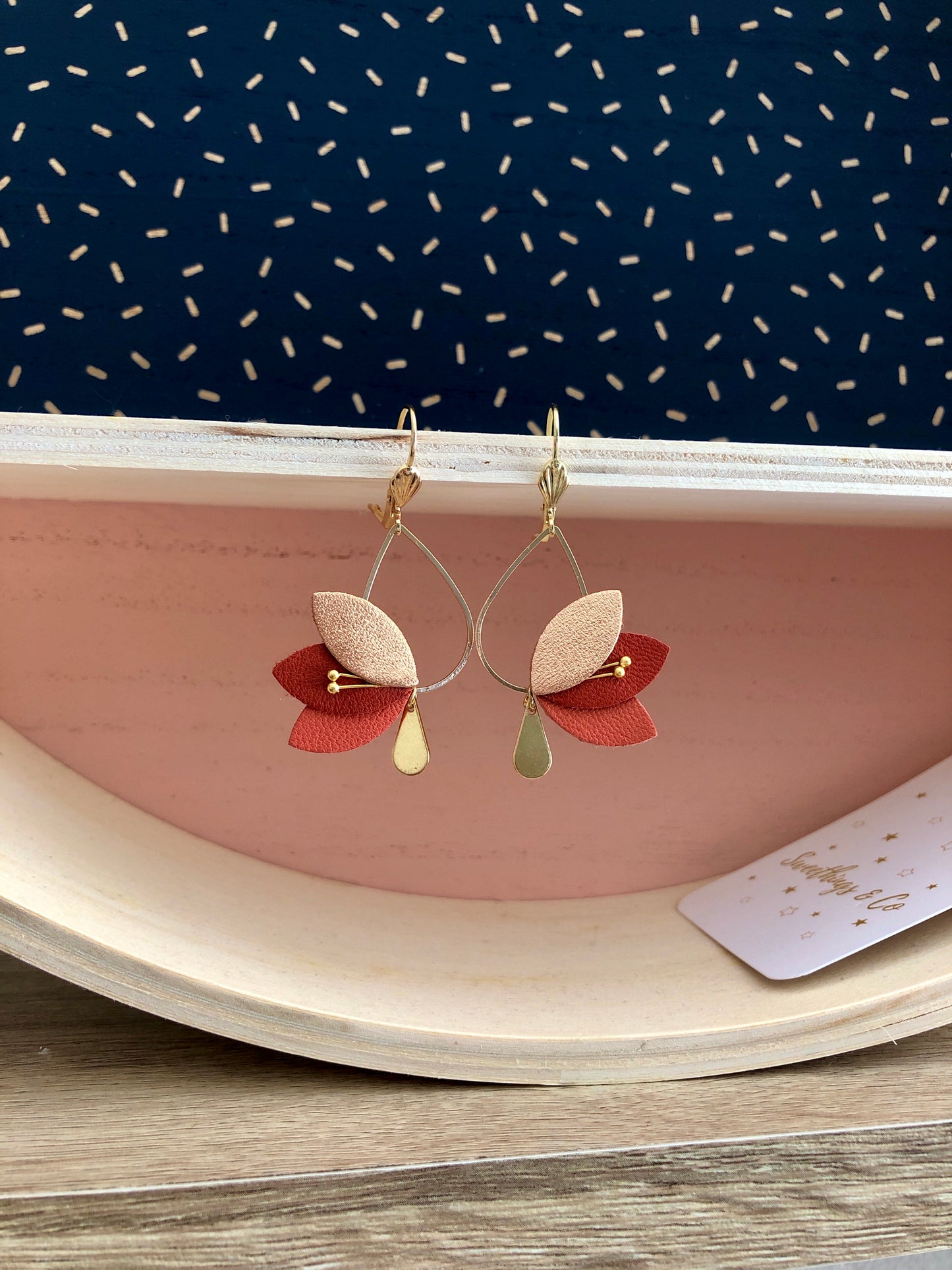 Boucles d'oreilles ISIS