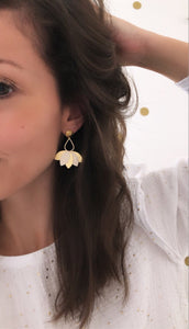 Boucles d'oreilles Florales ESMEE (clous ronds)